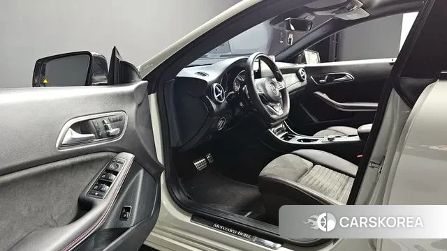 Mercedes-Benz CLA-Class C117 2018 Белый из Кореи, фото 3