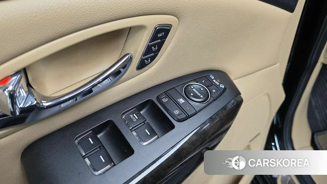 Kia The New Carnival 2018 Черный из Кореи, фото 3