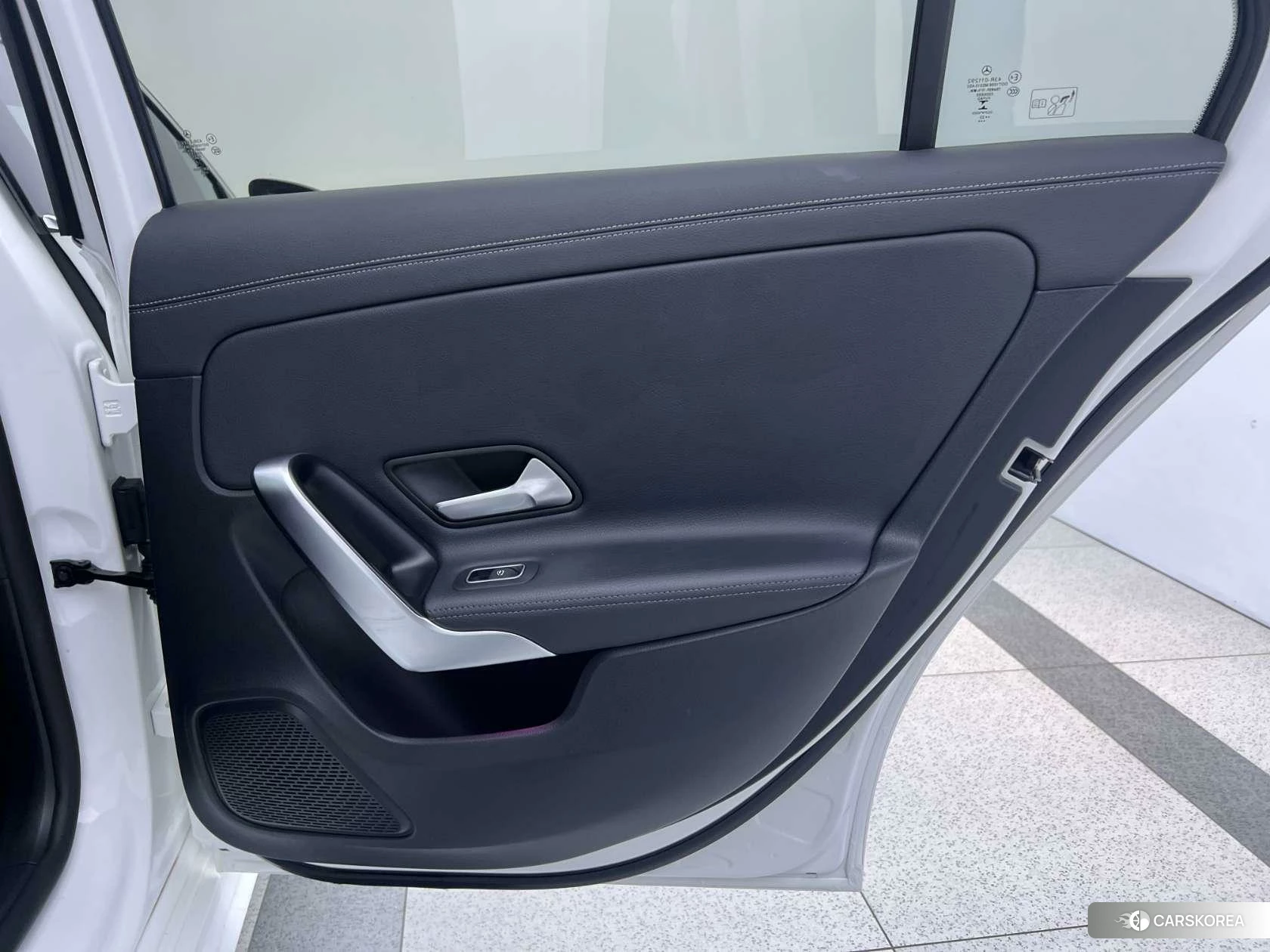 Mercedes-Benz Class A 2021 Белый из Китая, фото 3