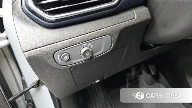 Chevrolet (GM Daewoo) Bolt EUV 2022 Песочный из Кореи, фото 3