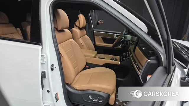 Hyundai Santa Fe (MX5) 2024 Белый из Кореи, фото 3