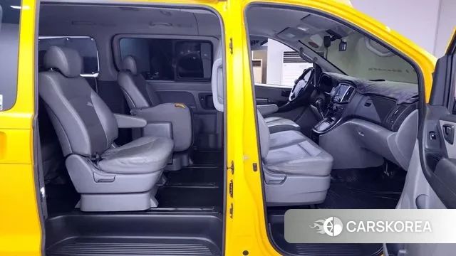 Hyundai The New Grand Starex 2018 Желтый из Кореи, фото 3