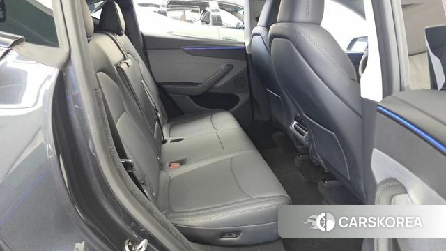 Tesla Model Y 2025 Серый из Кореи, фото 3