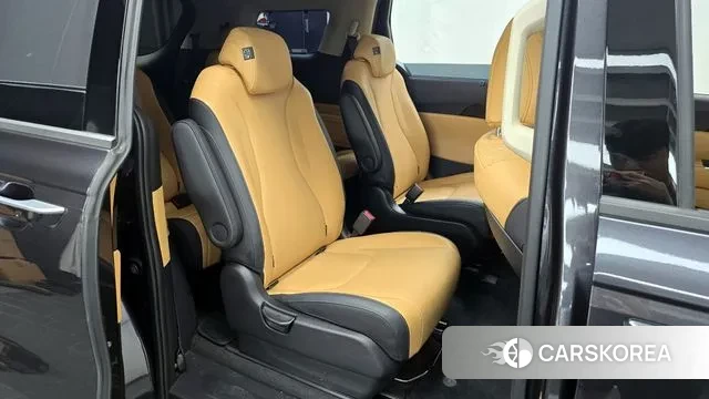 Kia Carnival 4th generation 2023 Серый из Кореи, фото 3