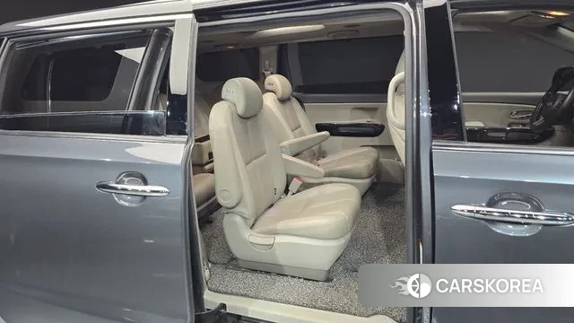 Kia All New Carnival 2018 Серый из Кореи, фото 3