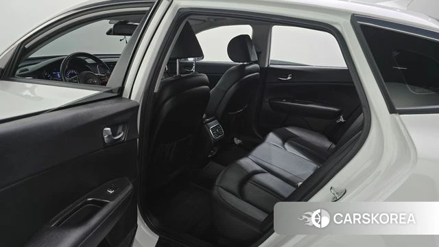 Kia The New K5 2nd generation 2019 Белый из Кореи, фото 3