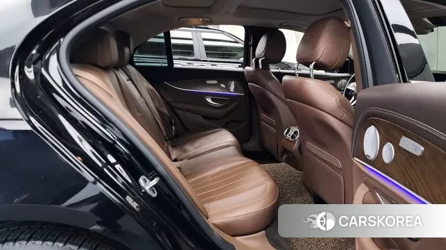 Mercedes-Benz E-Class W213 2019 Черный из Кореи, фото 3