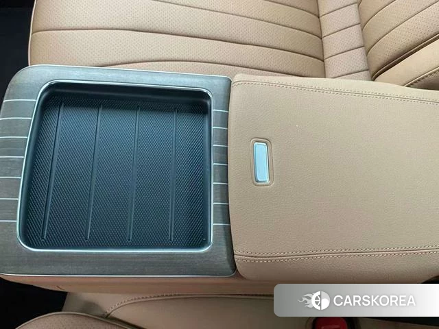 Mercedes-Benz E-class 2026 Черный из Китая, фото 3