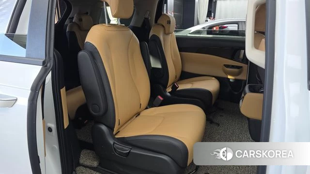 Kia Carnival 4th generation 2023 Белый из Кореи, фото 3