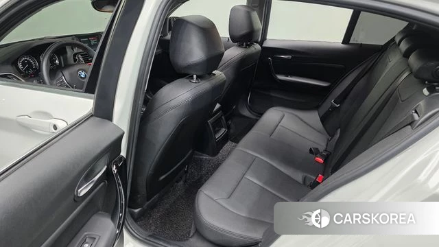 BMW 1 Series (F20) 2019 Белый из Кореи, фото 3