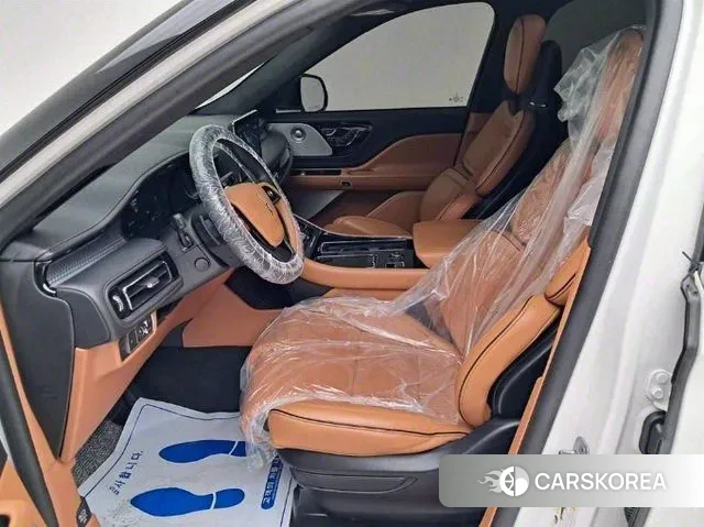 Lincoln Aviator 2nd generation 2023 Белый из Кореи, фото 3