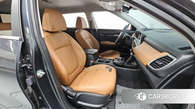 Kia The New Seltos 2024 Серый из Кореи, фото 3