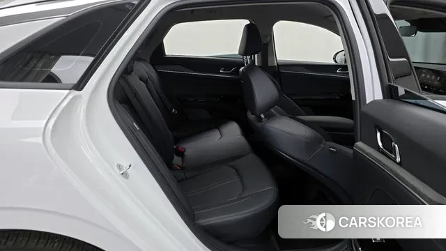 Kia The New K5 Hybrid 3rd generation 2024 Белый из Кореи, фото 3