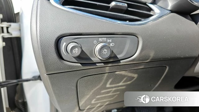 Chevrolet (GM Daewoo) All New Malibu 2018 Белый из Кореи, фото 3