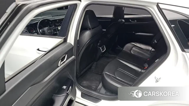 Kia K5 3rd generation 2022 Белый из Кореи, фото 3