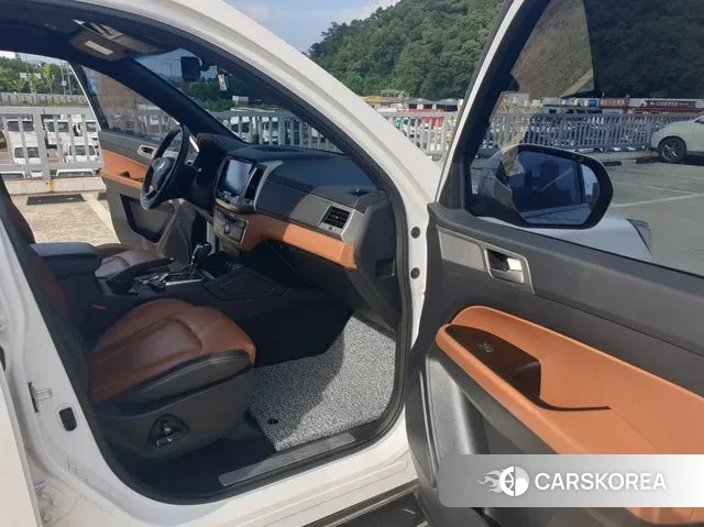 Ssangyong Rexton Sports 2018 Жемчужный цвет из Кореи, фото 3