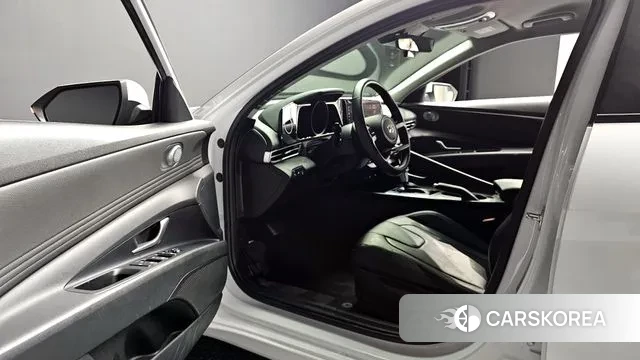 Hyundai Avante (CN7) 2021 Белый из Кореи, фото 3