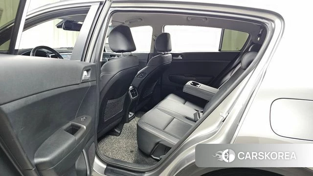 Kia Sportage The Bold 2020 Серебристо-серый из Кореи, фото 3