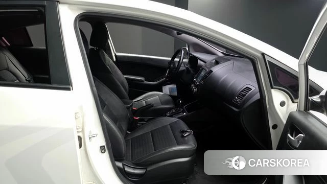 Kia The New K3 2018 Белый из Кореи, фото 3