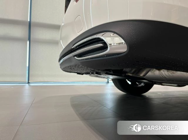 Mercedes-Benz E-Class W214 2026 Белый из Кореи, фото 3