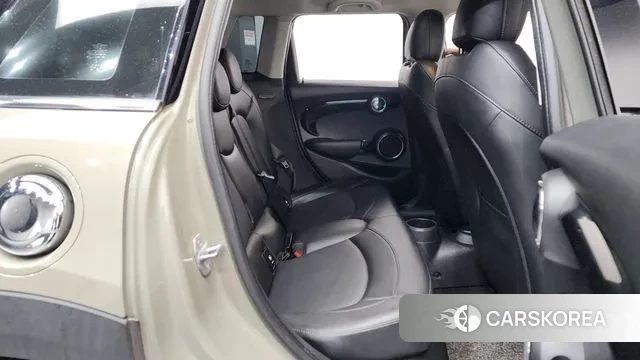 Mini Cooper S 2018 Золотой из Кореи, фото 3