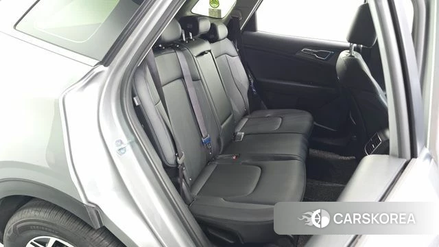Kia Sportage 5th Generation 2024 Серебристо-серый из Кореи, фото 3