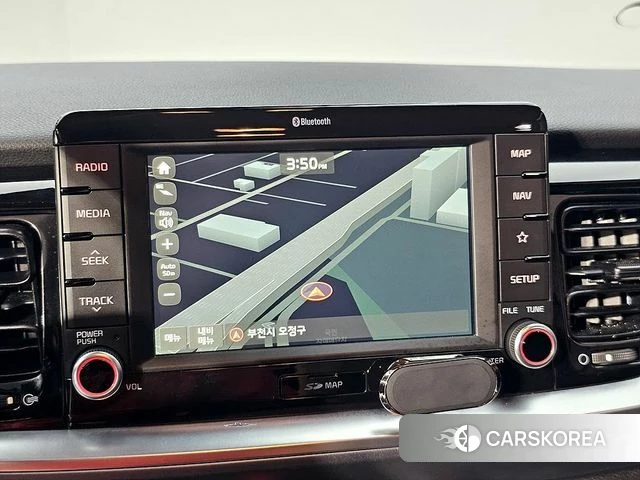 Kia Stonic 2018 Белый из Кореи, фото 3