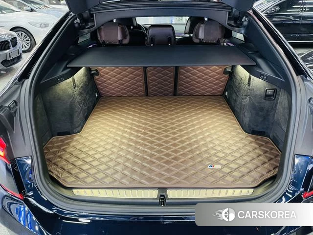 BMW 6 series GT 2020 Черный из Китая, фото 3