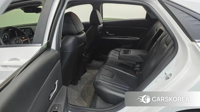 Hyundai Avante (CN7) 2022 Белый из Кореи, фото 3