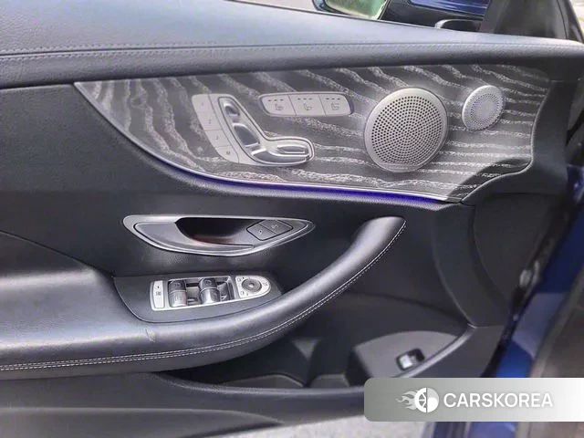 Mercedes-Benz E-Class W213 2021 Синий из Кореи, фото 3