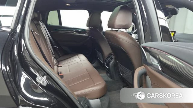 BMW X4 (G02) 2024 Черный из Кореи, фото 3