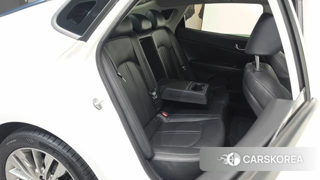 Kia The New K5 2nd generation 2019 Белый из Кореи, фото 3
