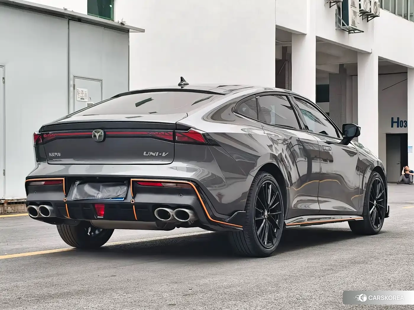 Chang'an UNI-V 2022 Silver/gray из Китая, фото 3