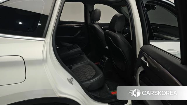 BMW X1 (F48) 2021 Белый из Кореи, фото 3