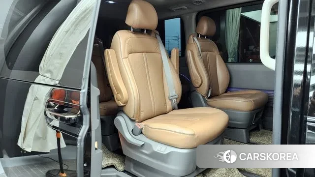 Hyundai Staria 2022 Черный из Кореи, фото 3