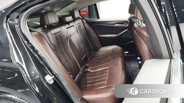 BMW 5 Series (G30) 2021 Черный из Кореи, фото 3