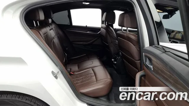 BMW 5 Series (G30) id 2720405 из Кореи 3