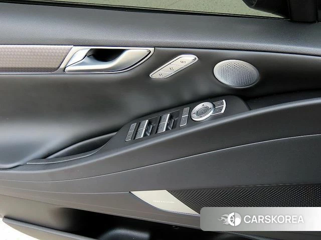 Genesis G80 (RG3) 2025 Темно-зеленый из Кореи, фото 3
