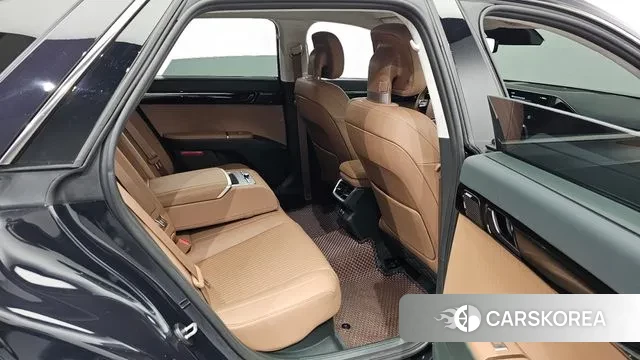 Hyundai Grandeur Hybrid (GN7) 2023 Черный из Кореи, фото 3