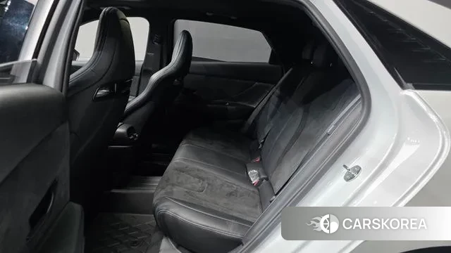 Hyundai The New Avante (CN7) 2024 Белый из Кореи, фото 3