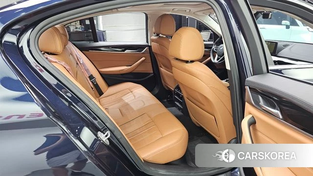 BMW 5 Series (G30) 2018 Синий из Кореи, фото 3