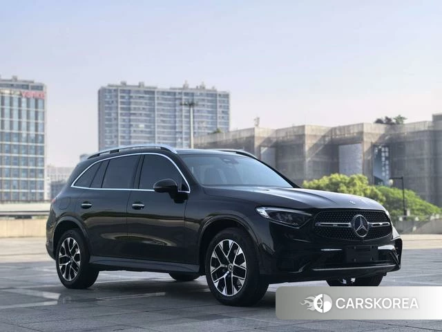 Mercedes-Benz GLC 2023 Черный из Китая, фото 3
