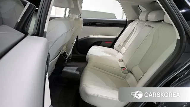 Hyundai Grandeur Hybrid (GN7) 2023 Серый из Кореи, фото 3