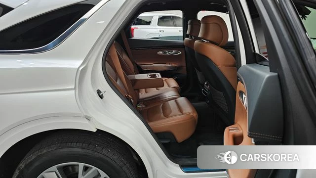 Genesis GV70 2023 Белый из Кореи, фото 3