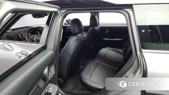 Mini Cooper D Clubman 2019 Серебристо-серый из Кореи, фото 3