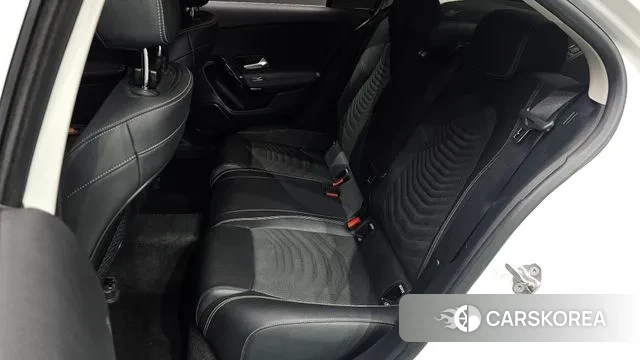 Mercedes-Benz A-Class W177 2020 Белый из Кореи, фото 3