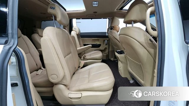 Kia The New Carnival 2019 Белый из Кореи, фото 3
