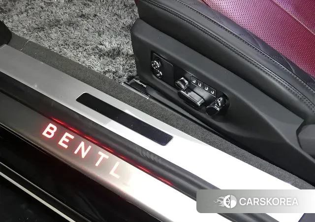 Bentley Continental GT 3rd Generation 2021 Черный из Кореи, фото 3