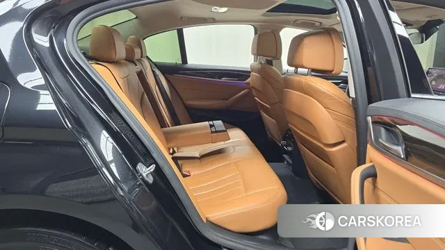 BMW 5 Series (G30) 2021 Черный из Кореи, фото 3