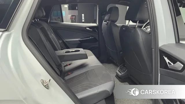 Volkswagen ID.4 2025 Белый из Кореи, фото 3